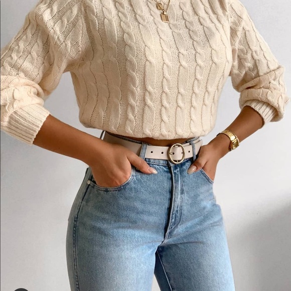 Accessories - Tan and gold belt